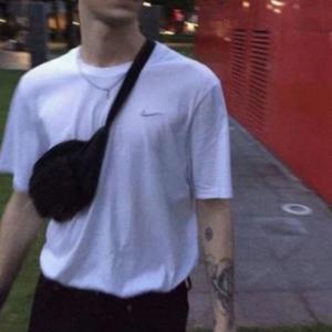 沈先生高冷短发在线观看
